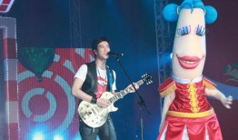 汪峰妻子爆料事件真相视频,事件背后惊人内幕曝光